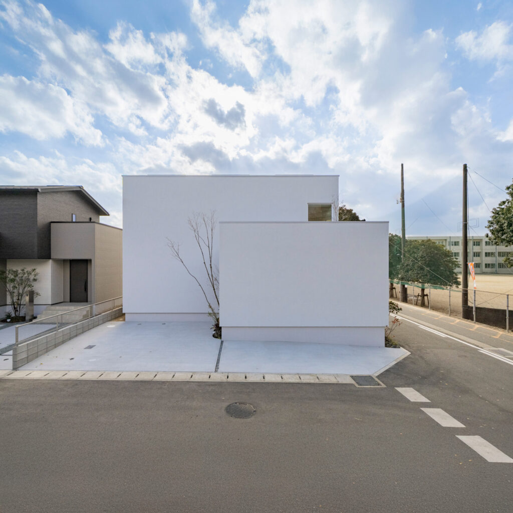 《ASOLIE》のデザインコードを取り入れた住宅の外観