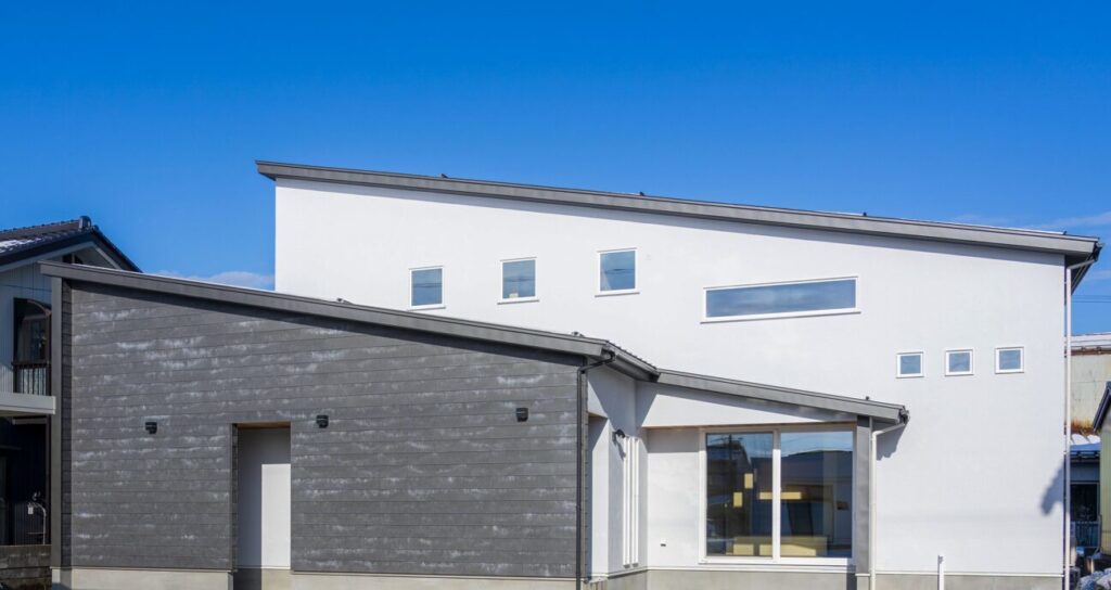 落ち着いた佇まいの外観